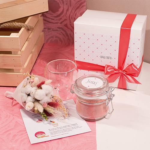 Клубничный матча